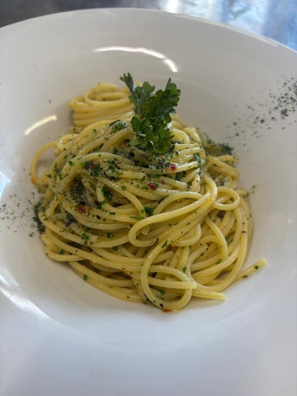 Spaghetti aglio, olio e prezzemolo
