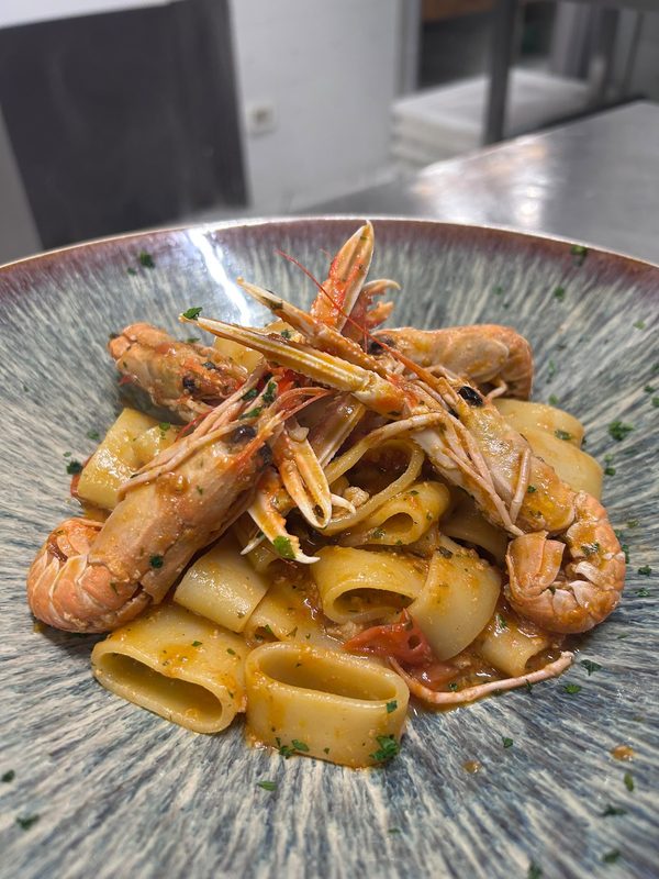 Paccheri con scampi